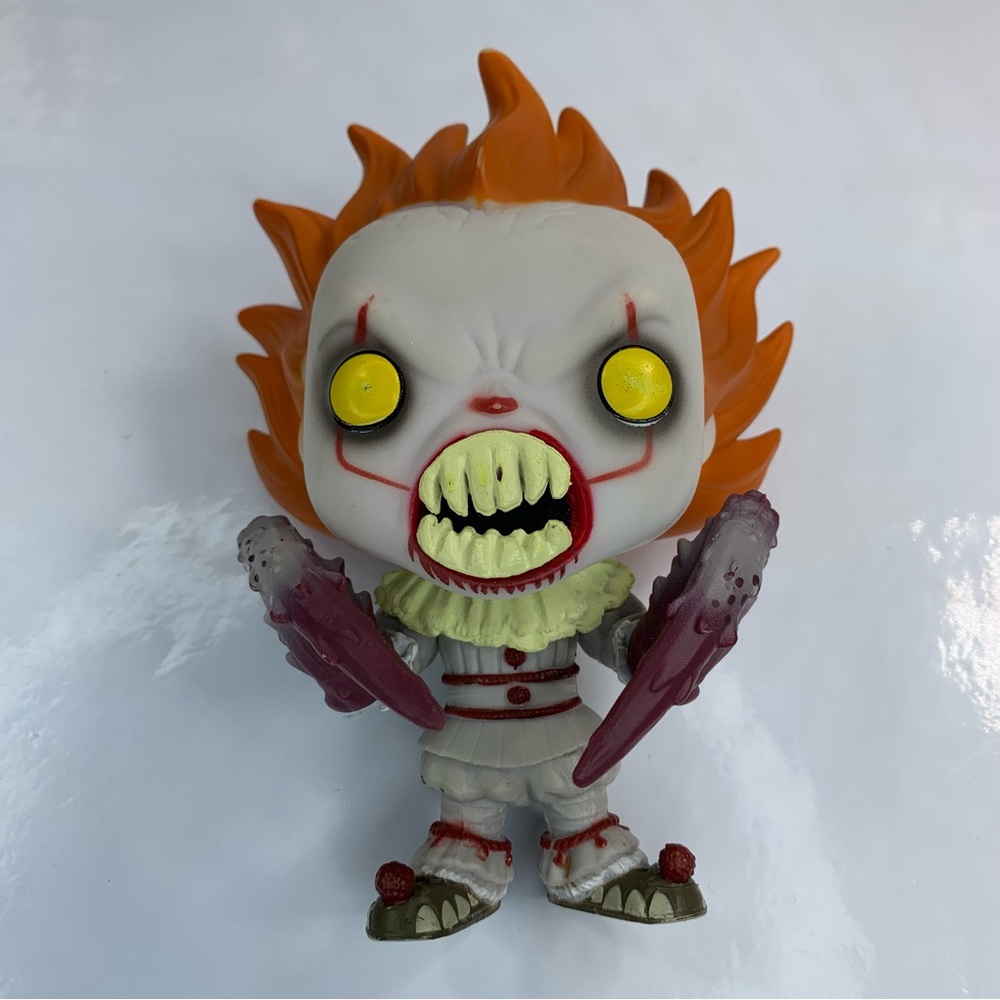 Funko POP Movies - Vinyl Figure Pennywise Crab Legs #542